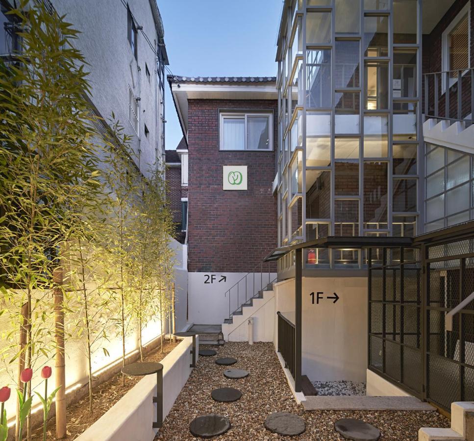 Hotel Monday Cracker Hongdae Seúl Exterior foto